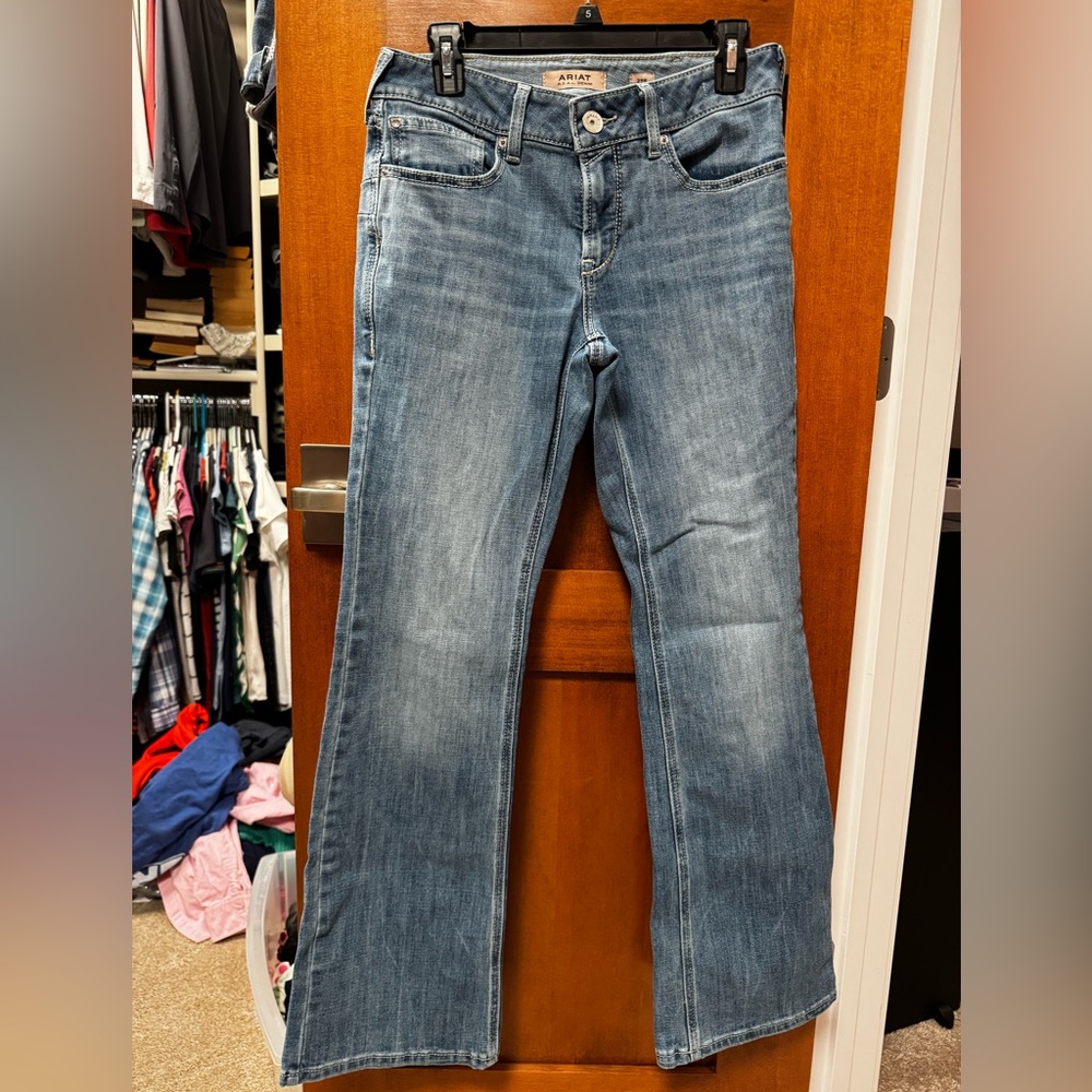 Ariat Women's Bootcut Jeans in Classic Blue